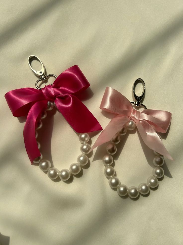 Pearl Bow Charm