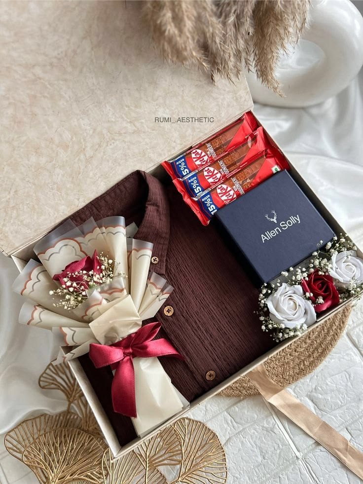Elegant Him Gift Box